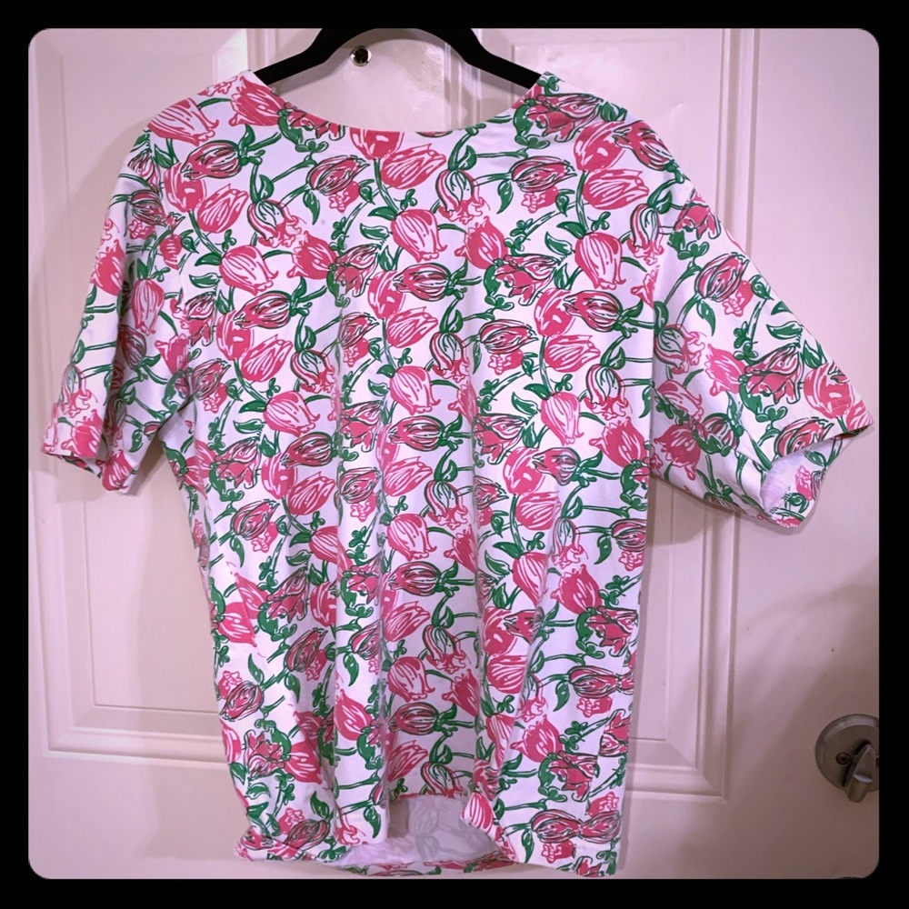 EEUC Lilly Pulitzer Medium Floral Top